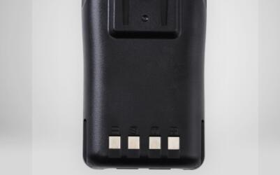 手持臺(tái)對(duì)講機(jī)：350系列電池（鋰電）放久了，充電一段時(shí)間仍不能使用怎么辦?